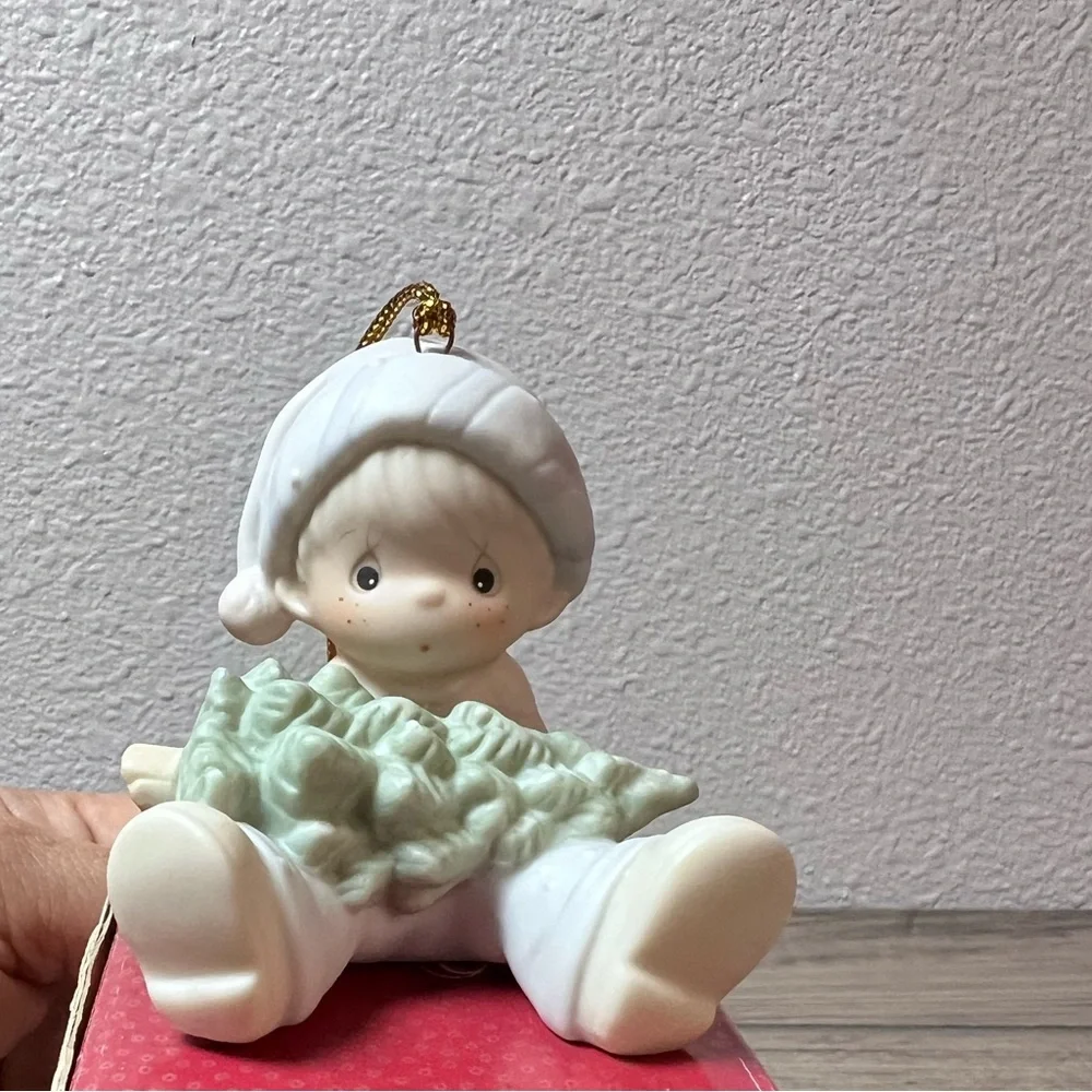 Precious Moments Vintage Don’t Let The Holidays Get You Down Christmas Ornament